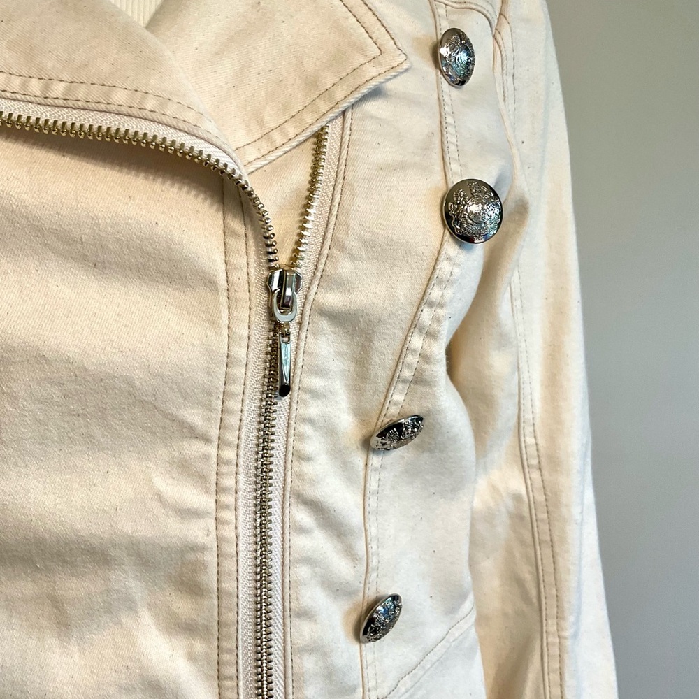 White House Black Market Stretch Denim Moto Jacket~Size 6~Parchment~NWOT - Picture 4 of 8